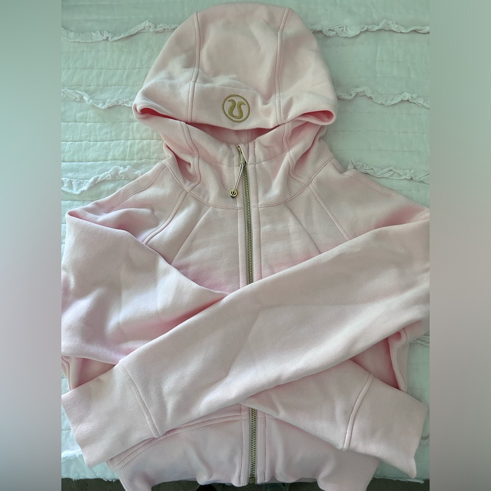 New Lululemon cropped scrub jacket